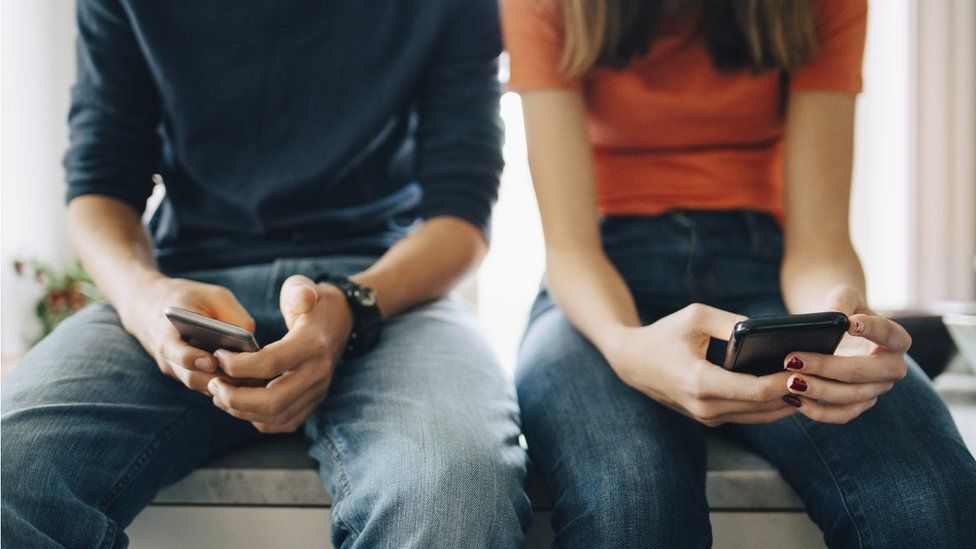 Mobile phone users illustration Photo: Getty Mobile phone users illustration Photo: Getty